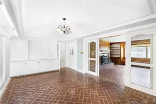 401 Bloomsbury Rd, Franklin Township, NJ 08804 - Photo 11