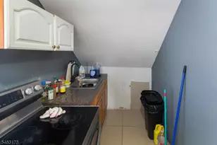 128 Redwood Ave, Paterson, NJ 07522 - Photo 27