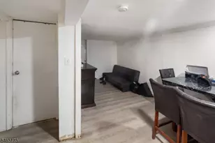 128 Redwood Ave, Paterson, NJ 07522 - Photo 23