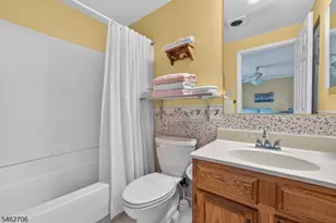 34 Cambridge, Oxford Township, NJ 07863 - Photo 19