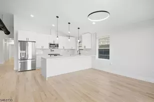 257 S 7th St, Newark, NJ 07103 - Photo 35