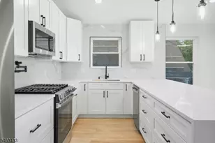 257 S 7th St, Newark, NJ 07103 - Photo 33