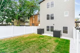 257 S 7th St, Newark, NJ 07103 - Photo 49