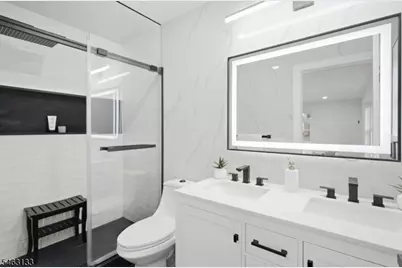 257 S 7th St, Newark, NJ 07103 - Photo 31