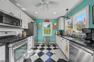 401 W Moore St, Hackettstown, NJ 07840 - Photo 9