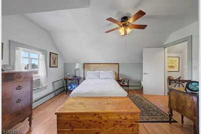 401 W Moore St, Hackettstown, NJ 07840 - Photo 19