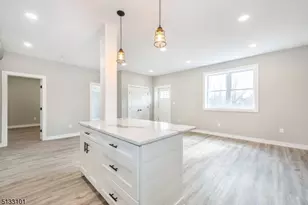 31 Berkshire Valley Rd, Roxbury Township, NJ 07847 - Photo 7