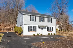 31 Berkshire Valley Rd, Roxbury Township, NJ 07847 - Photo 17
