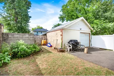 270 Goldsmith Ave, Newark, NJ 07112 - Photo 25