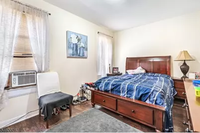 270 Goldsmith Ave, Newark, NJ 07112 - Photo 21