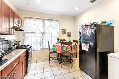 270 Goldsmith Ave, Newark, NJ 07112 - Photo 19