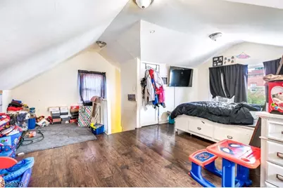 270 Goldsmith Ave, Newark, NJ 07112 - Photo 23