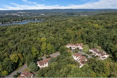130 Butternut Dr #130, Wayne, NJ 07470 - Photo 23