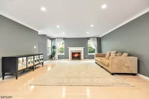 130 Butternut Dr, Wayne, NJ 07470 - Photo 7
