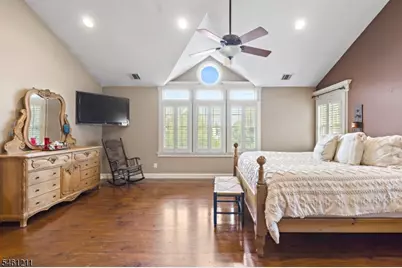 11 Tannery Ln, Roseland, NJ 07068 - Photo 19