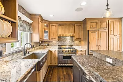 11 Tannery Ln, Roseland, NJ 07068 - Photo 7