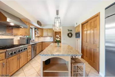 120 Old Clinton Rd, Raritan Township, NJ 08822 - Photo 9