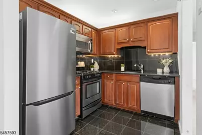 22 Cellar Avenue, Clark Township, NJ 07066 - Photo 13