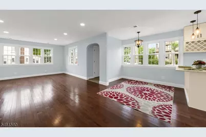 362 E Clay Ave, Roselle Park, NJ 07204 - Photo 5