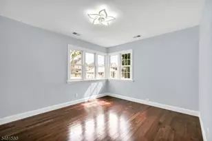 362 E Clay Ave, Roselle Park, NJ 07204 - Photo 9