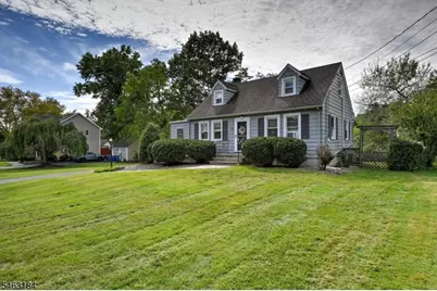 17 Charlotte Dr, Bridgewater, NJ 08807 - Photo 3