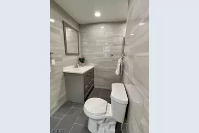 545 Trinity Pl, Westfield, NJ 07090 - Photo 33