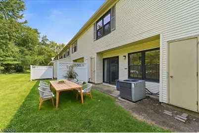 543 Manchester Ct, Piscataway Township, NJ 08854 - Photo 37