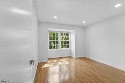 543 Manchester Ct, Piscataway Township, NJ 08854 - Photo 29