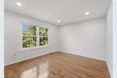 543 Manchester Ct, Piscataway Township, NJ 08854 - Photo 21