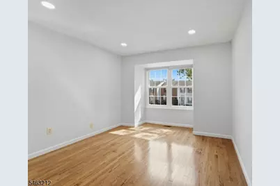 543 Manchester Ct, Piscataway Township, NJ 08854 - Photo 27