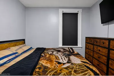 89 Burgess Pl, Passaic, NJ 07055 - Photo 5