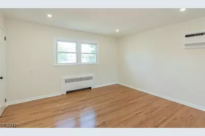 5 Underhill Ct, Nutley, NJ 07110 - Photo 25