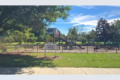 5 Underhill Ct, Nutley, NJ 07110 - Photo 27