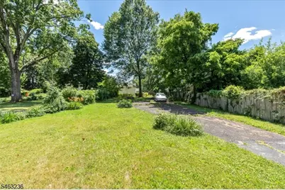 247 Jefferson Ave, North Plainfield, NJ 07060 - Photo 15