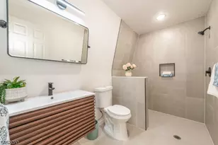 94 Washington Ave, Irvington, NJ 07111 - Photo 17