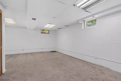 233 Spruce Ct, Raritan Township, NJ 08822 - Photo 11