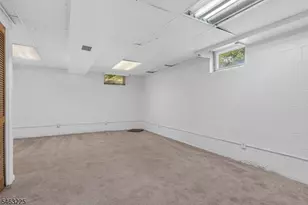 233 Spruce Ct, Raritan Township, NJ 08822 - Photo 11