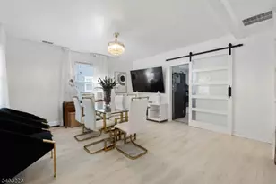 18 W Grochowiak St, South River, NJ 08882 - Photo 9