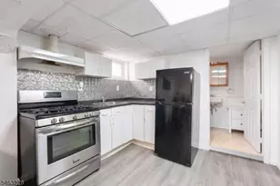 18 W Grochowiak St, South River, NJ 08882 - Photo 25