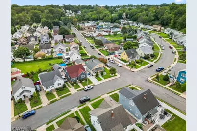 18 W Grochowiak St, South River, NJ 08882 - Photo 41