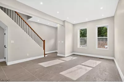 114 Peabody Pl, Newark, NJ 07104 - Photo 5
