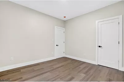 114 Peabody Pl, Newark, NJ 07104 - Photo 23