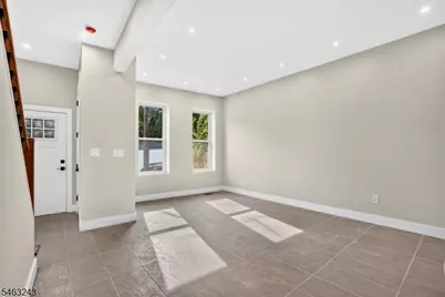 114 Peabody Pl, Newark, NJ 07104 - Photo 7