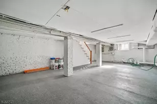 114 Peabody Pl, Newark, NJ 07104 - Photo 33