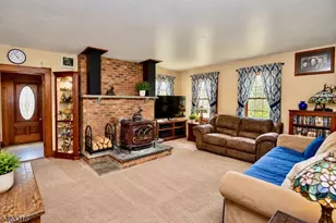 46 Central Ave, Butler, NJ 07405 - Photo 3