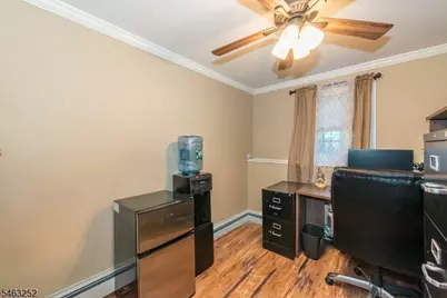 33 Lakeside Ave, Bloomingdale, NJ 07403 - Photo 31