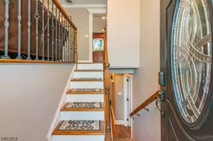 33 Lakeside Ave, Bloomingdale, NJ 07403 - Photo 21