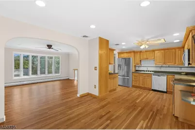14 Eugene Rd, Hopatcong, NJ 07843 - Photo 9