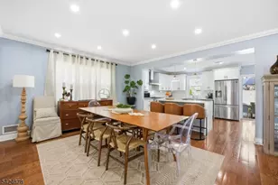 301 Roosevelt Ave, Hasbrouck Heights, NJ 07604 - Photo 7