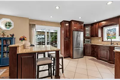 42 Circle Dr, Rockaway Township, NJ 07866 - Photo 7